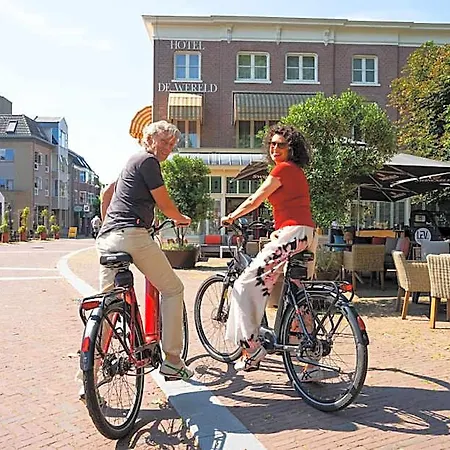 De Wereld 4*